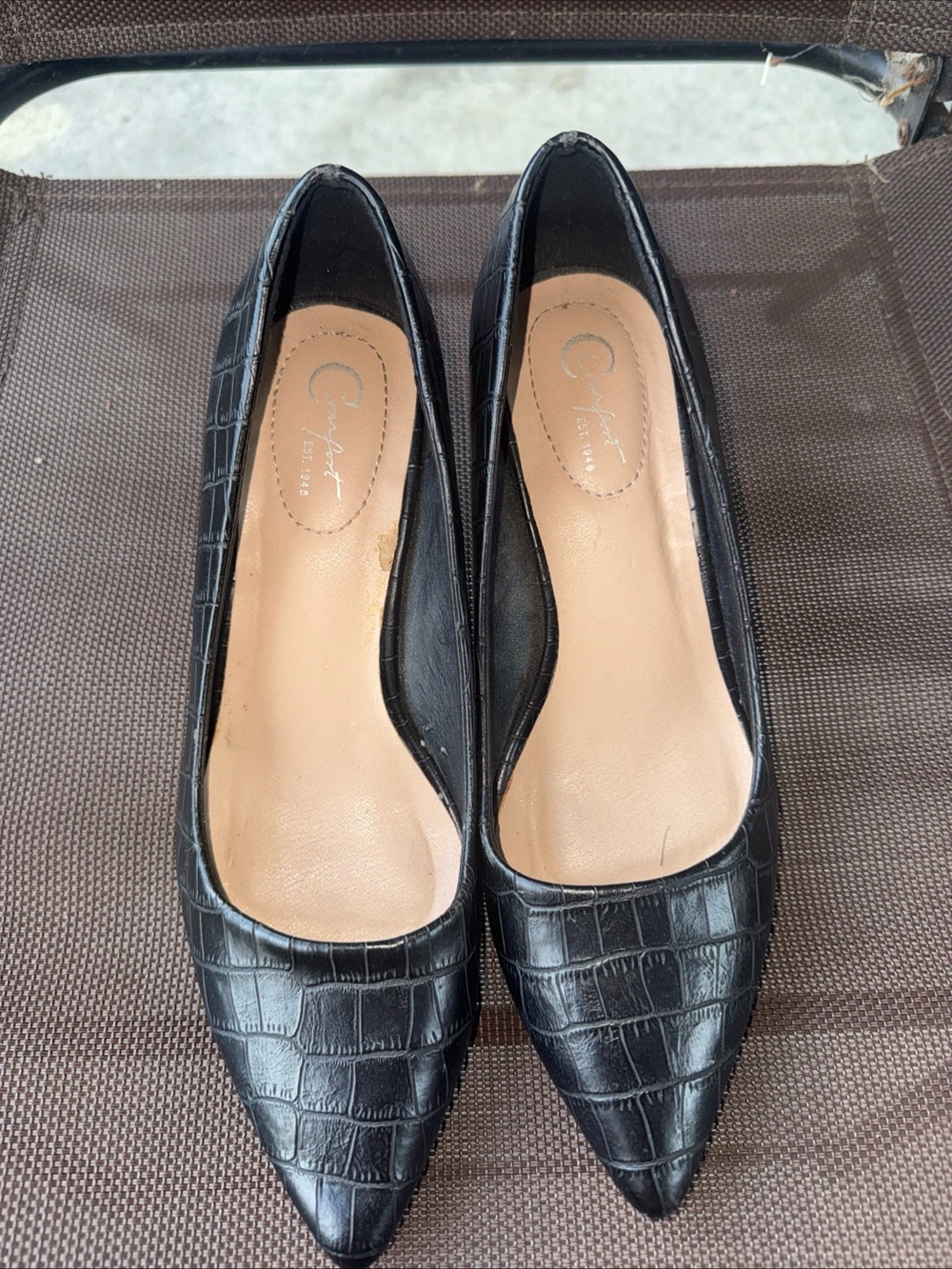 comfort Black Croc-Embossed Pointed Toe Flats - Slip-On